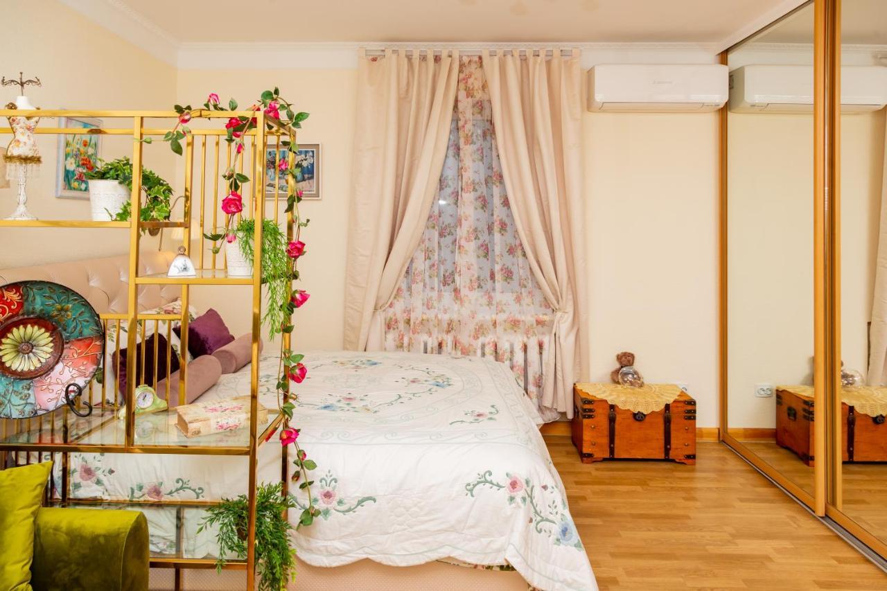 La Boheme - The Magic Of Riga & Free Parking Apartman Kültér fotó